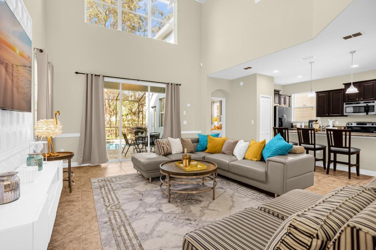 Light Yellow Home Lift Your Mood Near Disney 5Beds Кисими Екстериор снимка