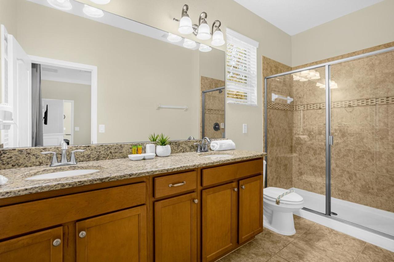 Light Yellow Home Lift Your Mood Near Disney 5Beds Кисими Екстериор снимка