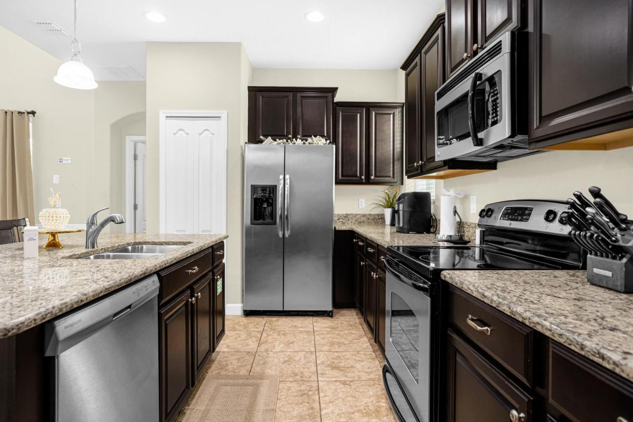 Light Yellow Home Lift Your Mood Near Disney 5Beds Кисими Екстериор снимка