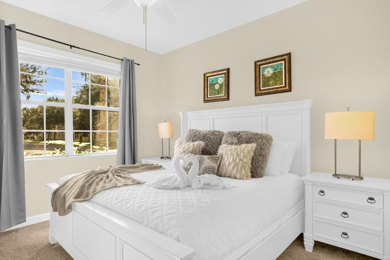 Light Yellow Home Lift Your Mood Near Disney 5Beds Кисими Екстериор снимка