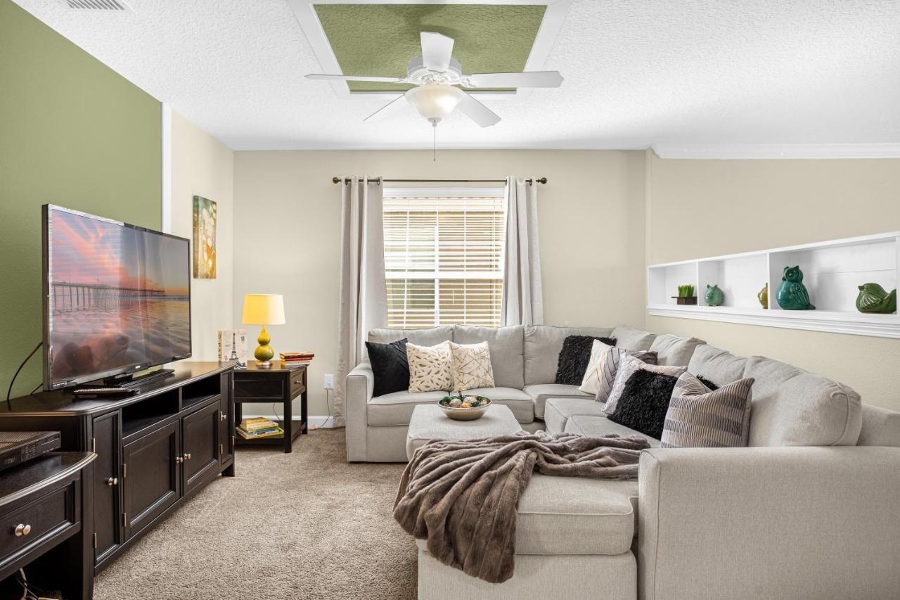Light Yellow Home Lift Your Mood Near Disney 5Beds Кисими Екстериор снимка